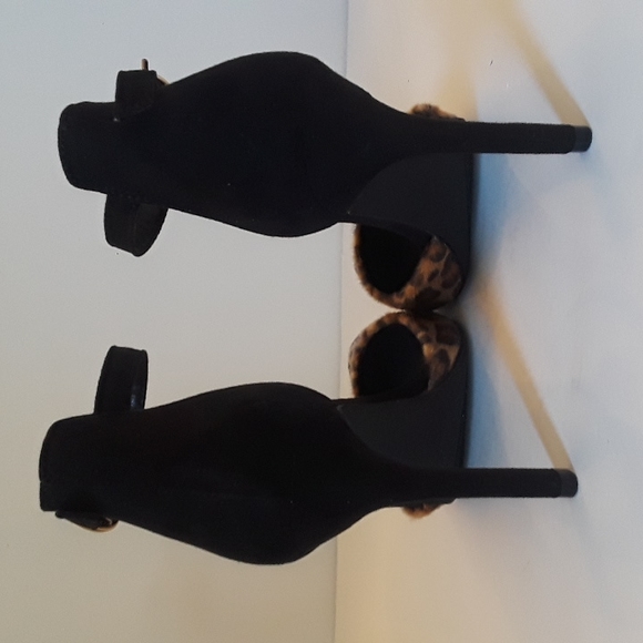 Apt. 9 size 6 med black suede leapord print dressy open pump 4 inch heel - Picture 2 of 6